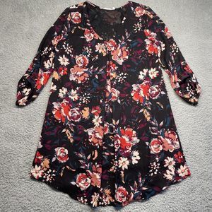 Lush Dress Womens Medium Black Floral Roll Tab Sleeves Shift Style